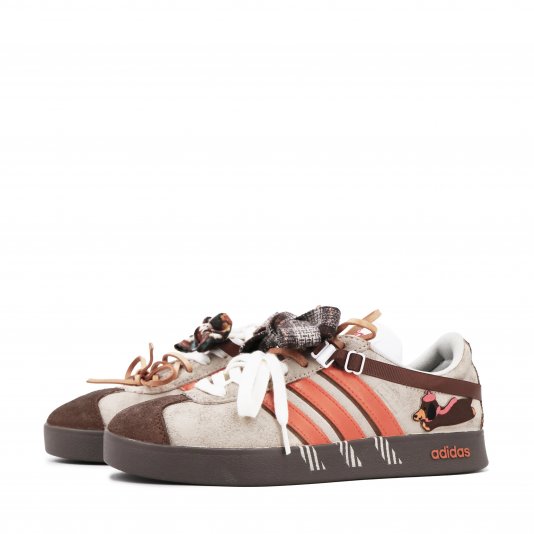 [ CUSTOM ] VL Court 2.0 Dachshund In Paris Dark Chocolate/Orange/Better Scarlet